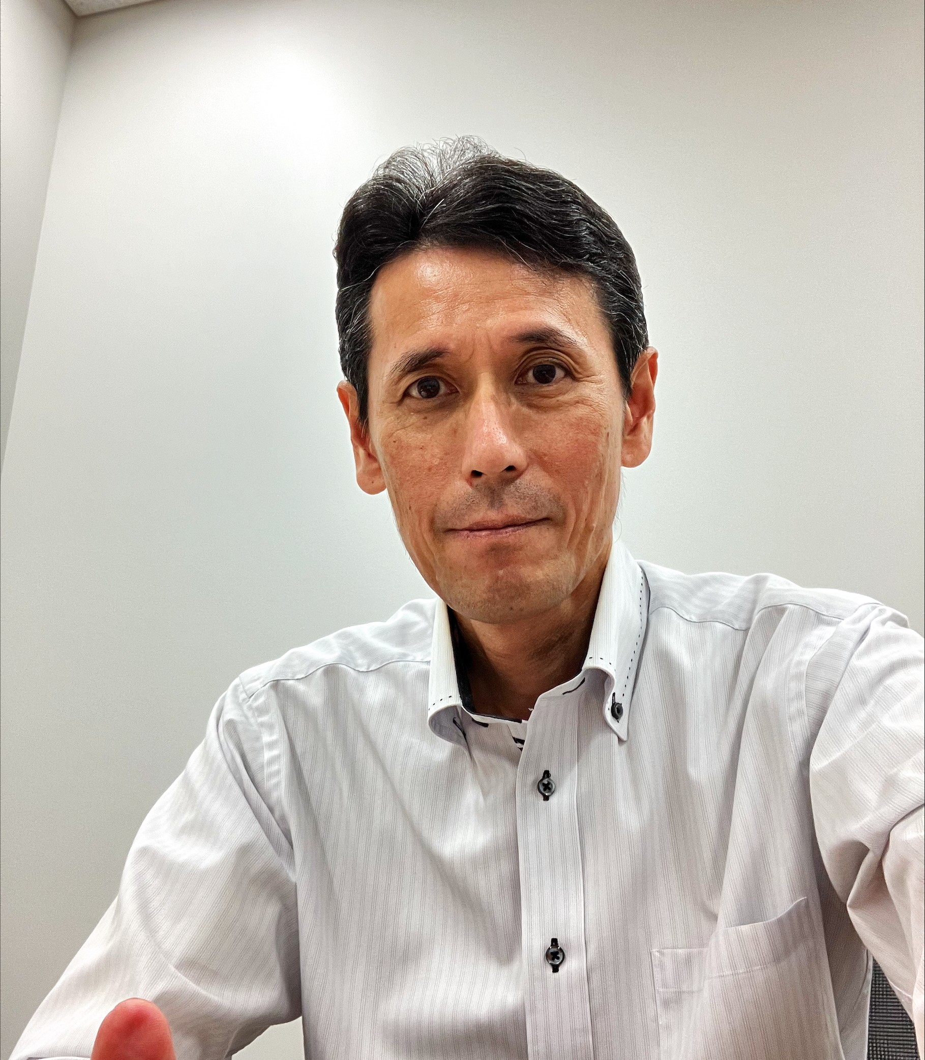 竪山 佳邦氏